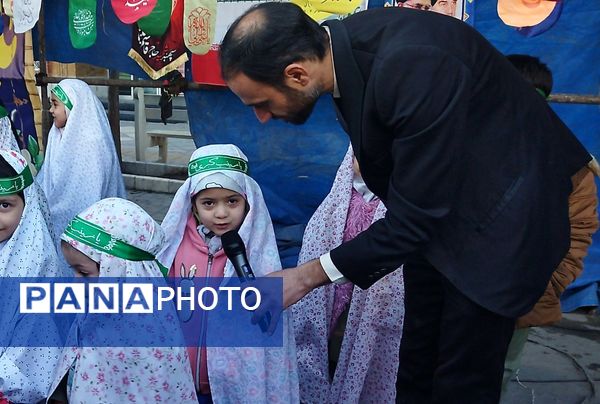 حضور مردم در مهمانی کیلومتری اعیاد شعبانیه نیشابور