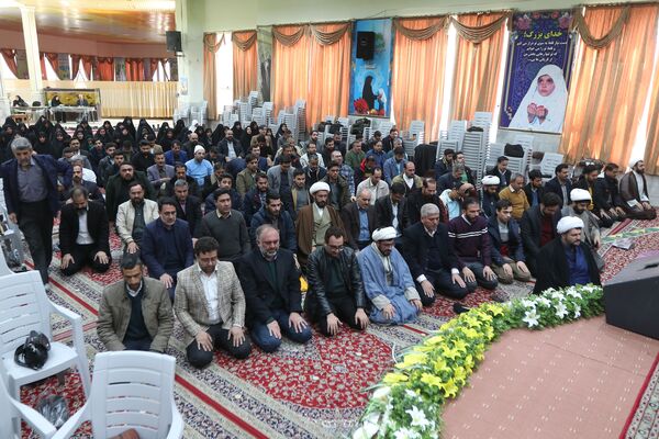 نشست صمیمی هم‌افزایی مربیان قرآنی استان خراسان رضوی