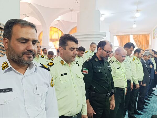 برگزاری نماز عبادی سیاسی جمعه همزمان با شروع هفته انتظامی در شهرستان خلیل اباد 