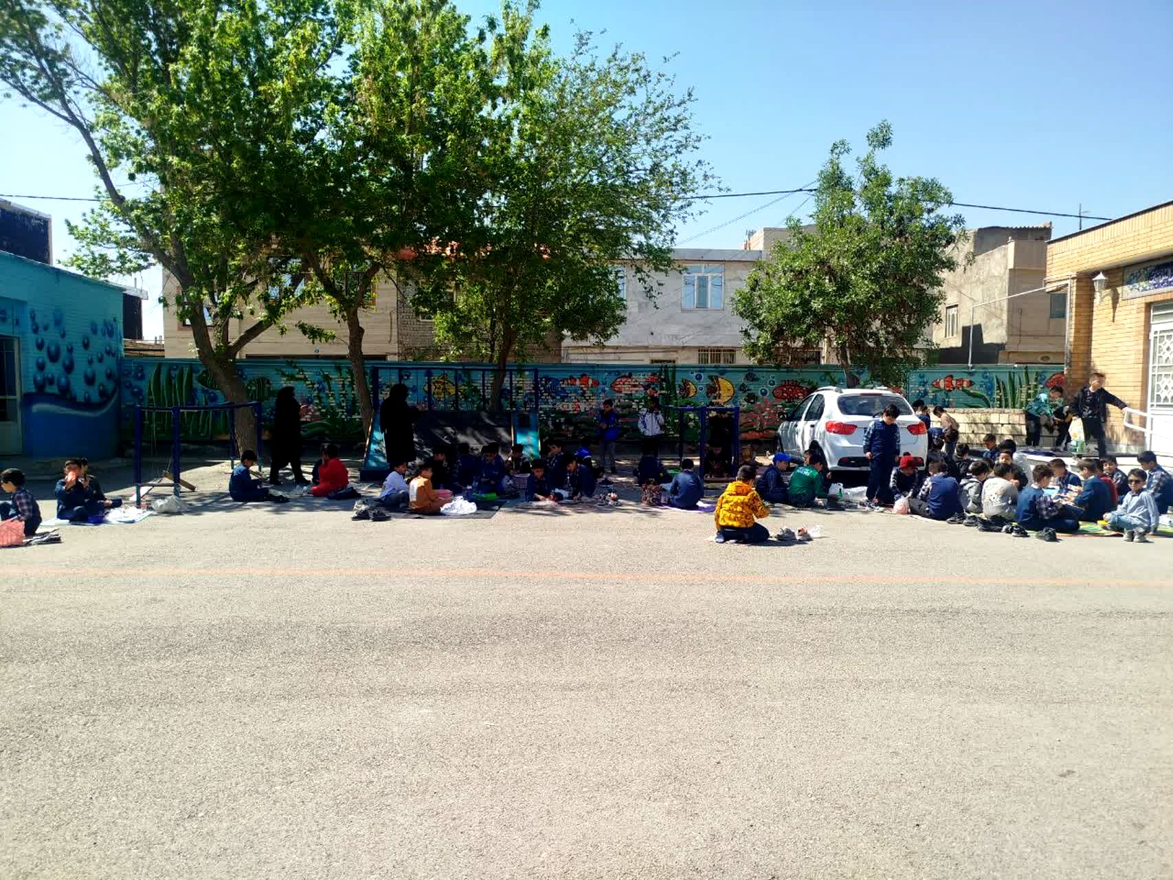 صبحانه سلامت در مدرسه پسرانه مبین شیروان