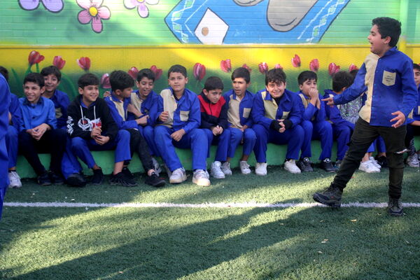مسابقات بومی محلی در مدرسه شجاعی فر شهرستان بوشهر