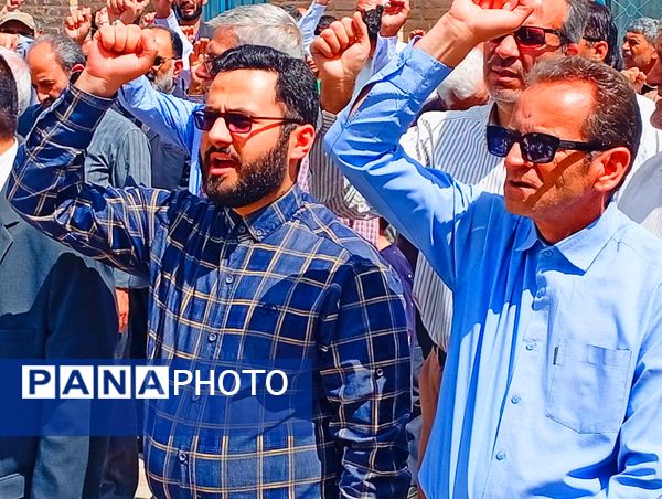 مشت هایی که آزادی فلسطین را صدا میزند