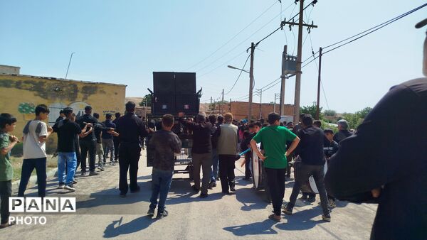 مراسم عزاداری در روز عاشورا همراه با حضور پر شور مردم روستای شوریاب