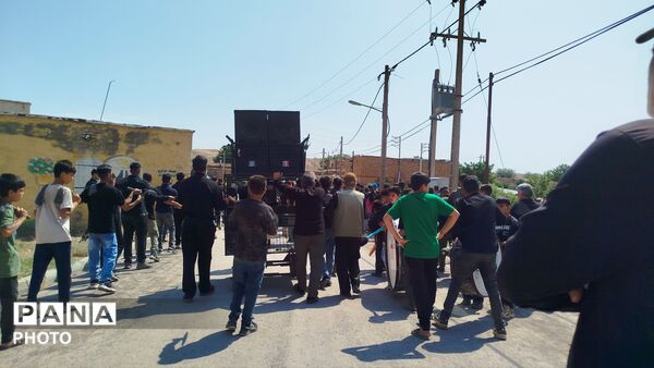 مراسم عزاداری در روز عاشورا همراه با حضور پر شور مردم روستای شوریاب