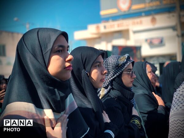 مردم گالیکش کفن پوش به میدان آمدند