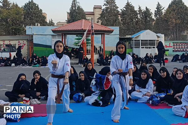المپیاد درون مدرسه‌ای در دبیرستان عطیه شهریار