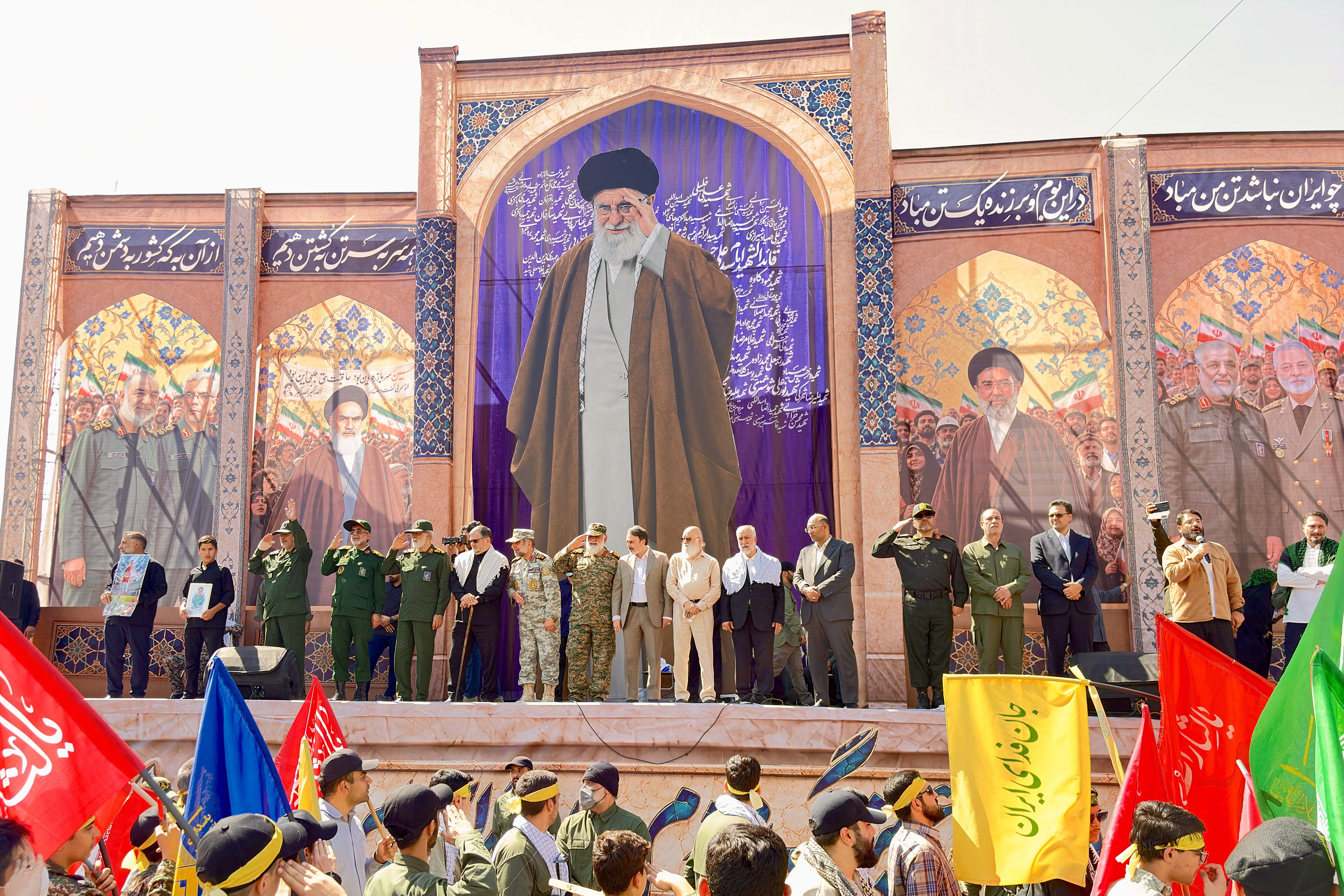۳۱۳ هزار نفر در یک قاب؛ روایت تهران از «جان‌فدایان ایران»