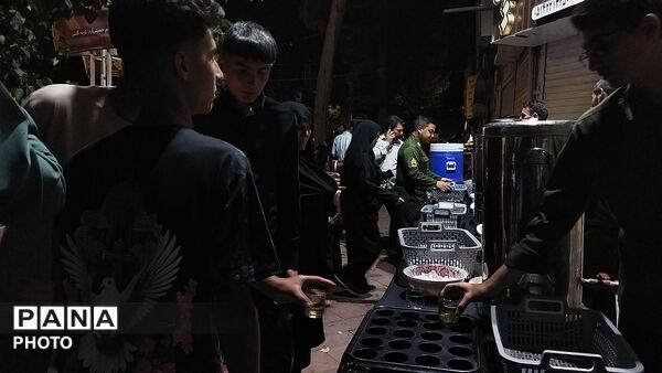 چایخانه حوزه علمیه گلشن در شب صد و شصت و دوم 