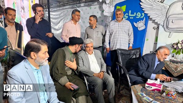 حضور فرماندار مشهد در جشن عید غدیر در میدان دانشجو