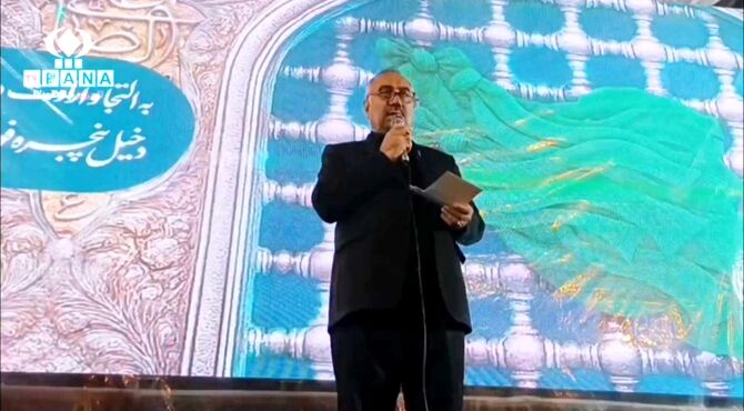 میلاد امام رئوف در شب شصتم از خونخواهی رهبر انقلاب اسلامی