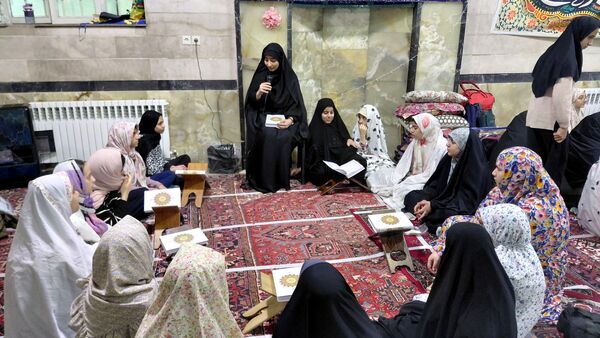 نخستین روز اعتکاف در مسجد جامع ناحیه 1 کرج 