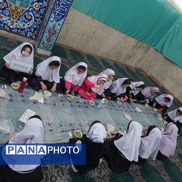 زیارت شهدای گمنام به نیابت از شهید سلیمانی