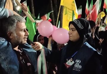 کف خیابان می مانیم
