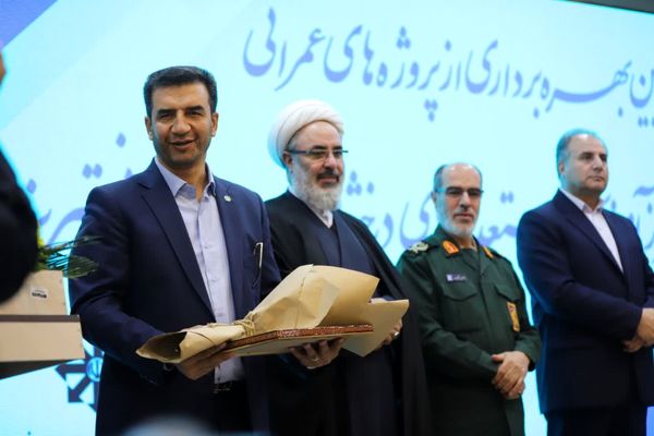 آیین بهره‌برداری از پروژه‌های عمرانی مرکز آموزشی استعدادهای درخشان شهید مدنی تبریز