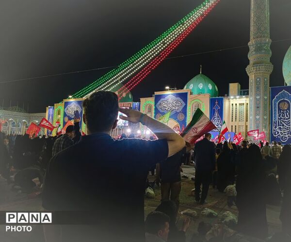 جشن آغاز امامت حضرت مهدی(عج) در مسجد جمکران