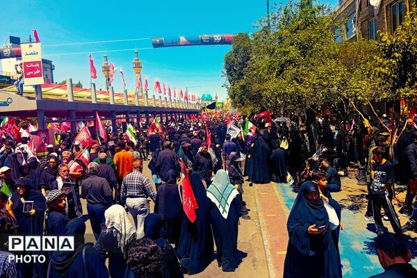 در آغوش خورشید هشتم؛ وداع حماسی با رهبر شهید در حریم امام مهربانی‌ها - 1