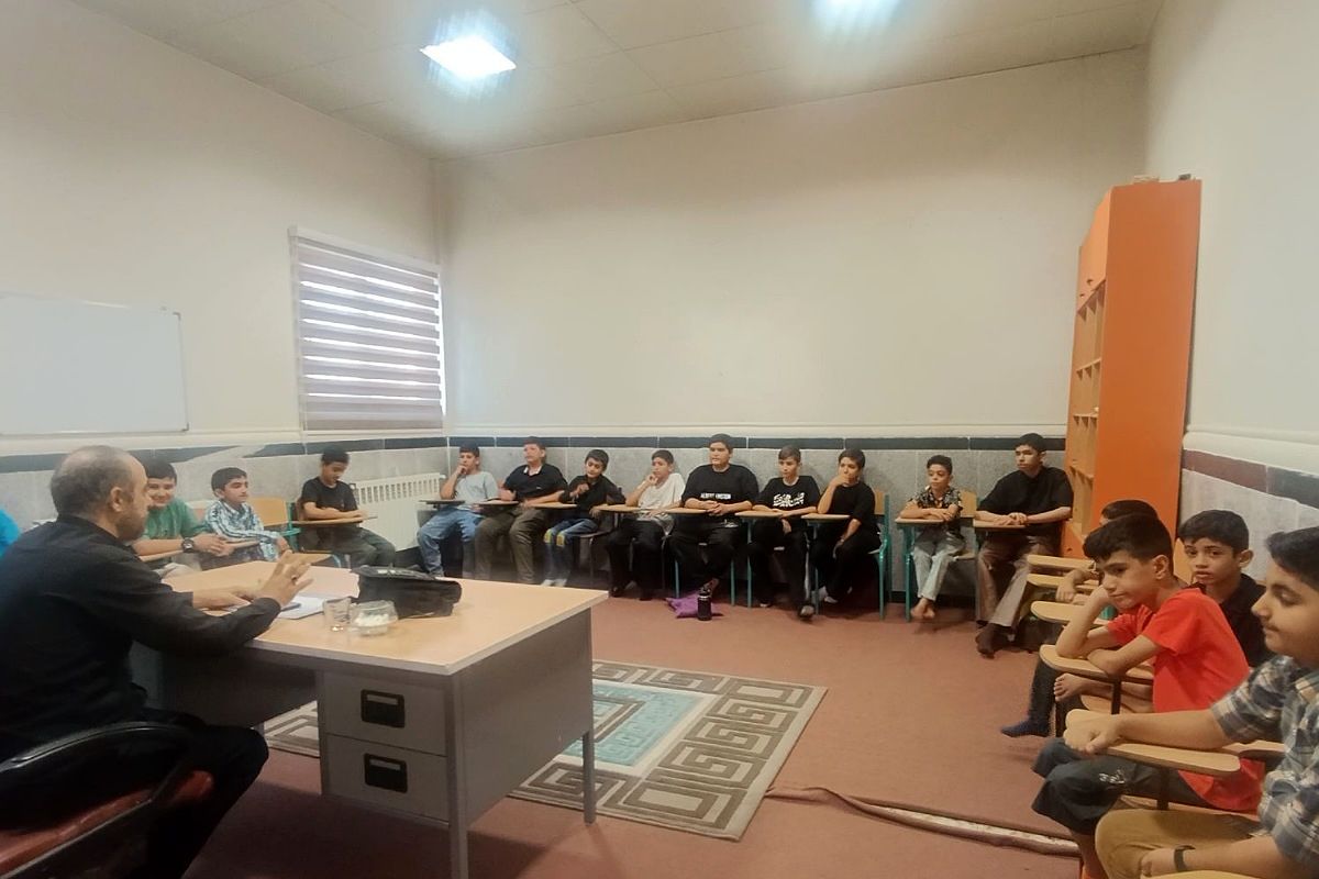 تابستانی معنوی برای دانش‌آموزان در دارالقرآن معراج شهرستان پردیس 