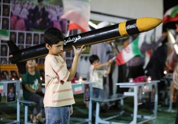 تجدید میثاق با مسیر آرمان؛ گردهمایی بزرگ پاسداشت مسیر حق در پارسیان