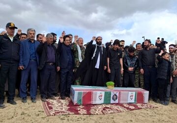 استقبال مردم منطقه میانکوه از پیکر مطهر شهید نظری