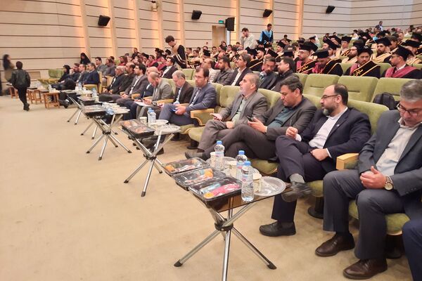 آیین نکوداشت دانش‌آموختگان بین‌المللی دانشگاه‌های ایران در دانشگاه شیراز