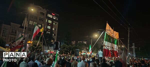 دومین اربعین حضور مردم غیور نیشابور همزمان با دومین سالگرد شهادت شهدای خدمت