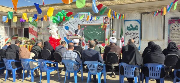 زنگ آغاز سال تحصیلی در سروستان نواخته شد