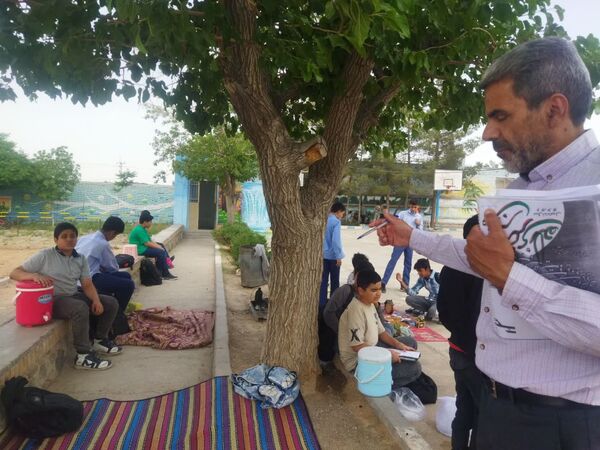 برگزاری جشنواره غذا و بازارچه دانش‌آموزی در دبیرستان نمونه دولتی دانش 