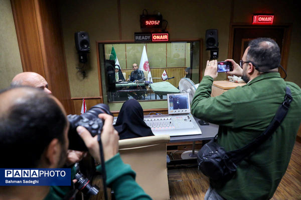 افتتاحیه رادیو مقاومت