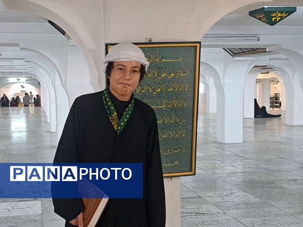 روز دحوالارض در حرم امام مهربانی‌ها