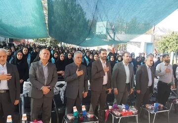 مراسم آغاز سال تحصیلی جدید با حضور مسئولین شهر شیراز