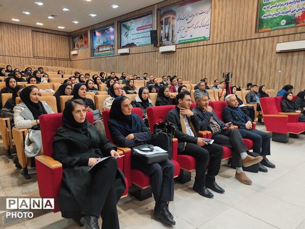 دوره توانمندسازی مشاوران جدیدالاستخدام در استان فارس
