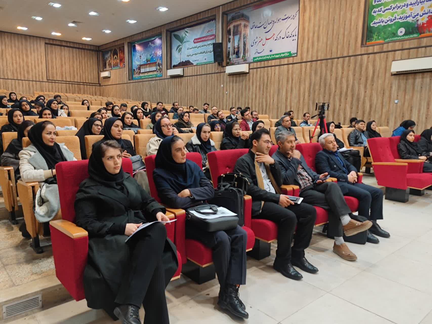 دوره توانمندسازی مشاوران جدیدالاستخدام در استان فارس