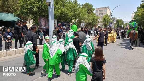 عزاداری به سبک نمادین