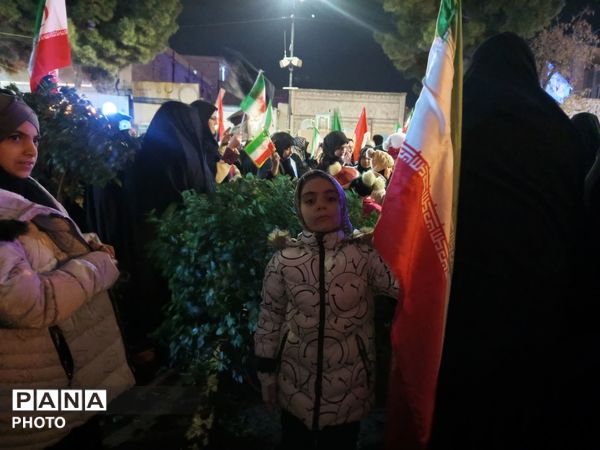 شبی پرشور در حسینیه امام خمینی (ره) نیشابور