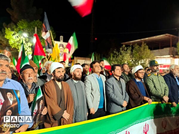 راهپیمایی شهروندان شهرستان مانه 