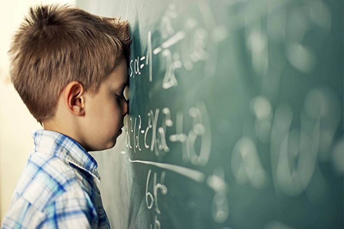 با مجهز شدن مدارس به مشاوران متخصص خطر ترک تحصیل دانش‌آموزان را کاهش دهیم 