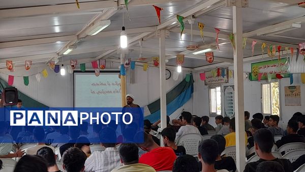 برگزاری جشن ولادت امام رضا و دهه کرامت در هنرستان شهید دیواندری سبزوار