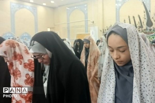 ماه مبارک رمضان، فرصتی برای منور شدن قلوب به نور قرآن