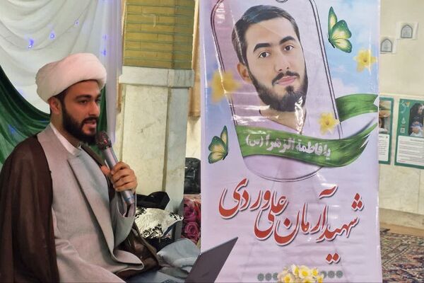 اجرای برنامه‌های متنوع برای دانش آموزان معتکف ناحیه دو شهرری 