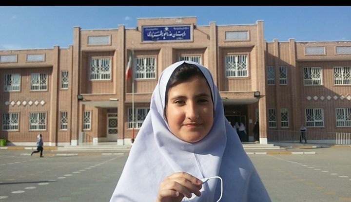 حس و حال دانش آموزان دبستان پورشهریاری در مشهد از شنیدن خبر شهادت رئیس جمهور شهید ایران اسلامی