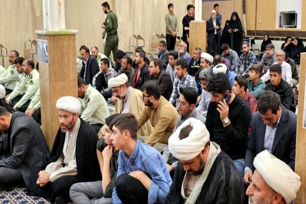 مراسم بزرگداشت شهدای مقاومت و نیروی انتظامی در شهرستان فاروج 