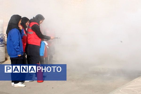 مانور سراسری زلزله و ایمنی در پردیس