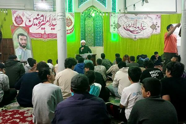 اولین روز حضور پسران ناحیه دو شهرری در مراسم معنوی اعتکاف 