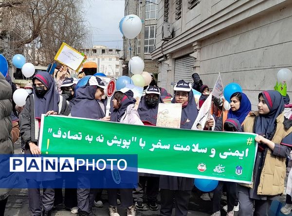 برگزاری طرح ایمنی  و سلامت با پویش نه به تصادف در مدرسه دختران شاخص 
