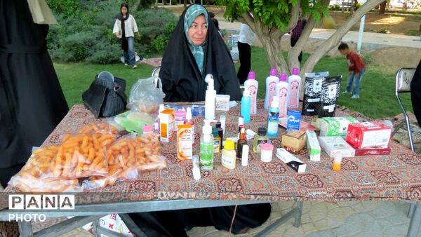 نمایشگاه تخصصی محصولات ارگانیک و صنایع دستی در بوستان لاله شهر کهک