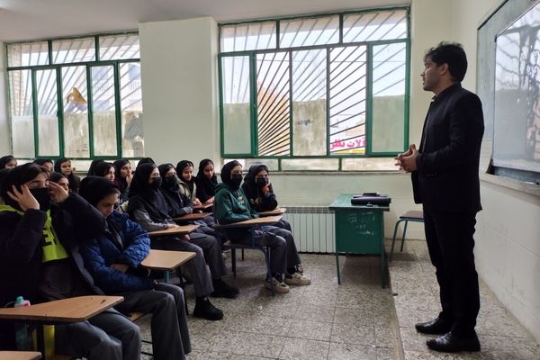 اجرای گسترده طرح «گفتمان و آداب تشریفات و کشف استعدادهای هنری» در مدارس شهرستان کوهدشت 