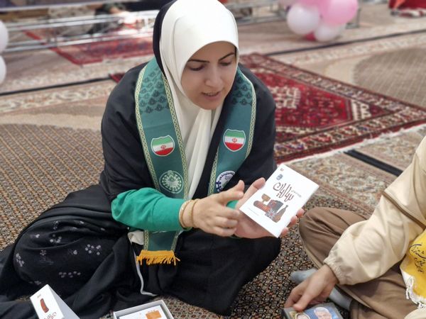 دختران، مهمانان عاشقانه اعتکاف