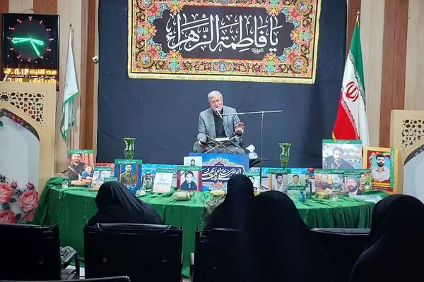 شهریار غرق در عطر فاطمی شد