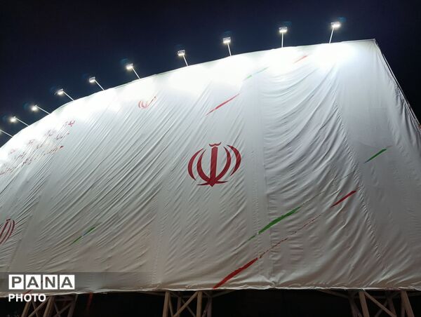 موشک خیابان و تنگه هرمز گلوی دشمن را فشرده است