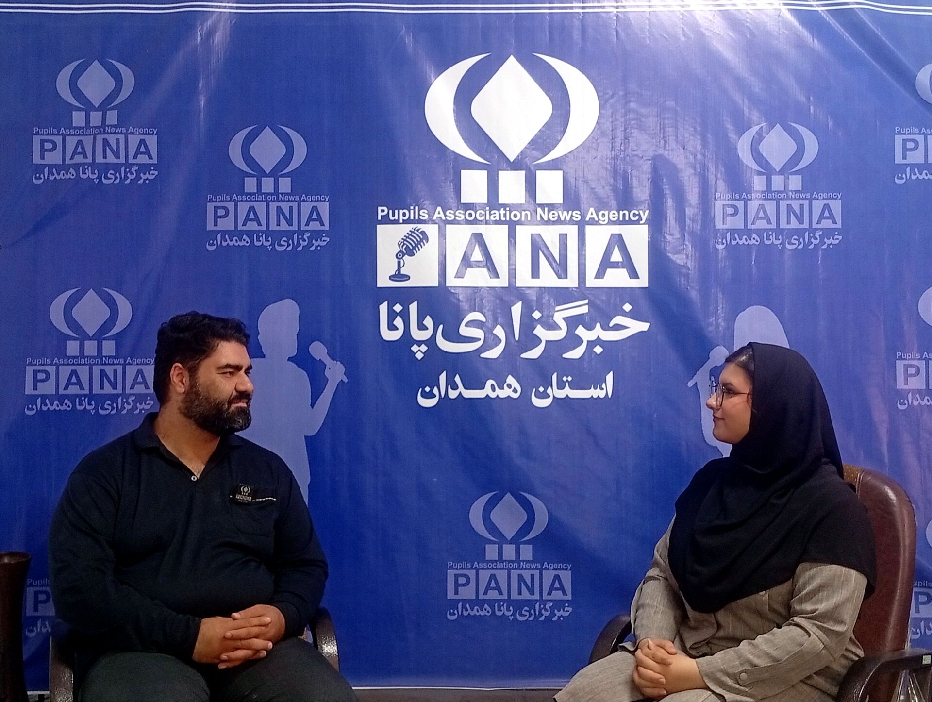 راهیابی معلم همدانی به نیمه‌نهایی رویداد بین‌المللی «جایزه معلم»